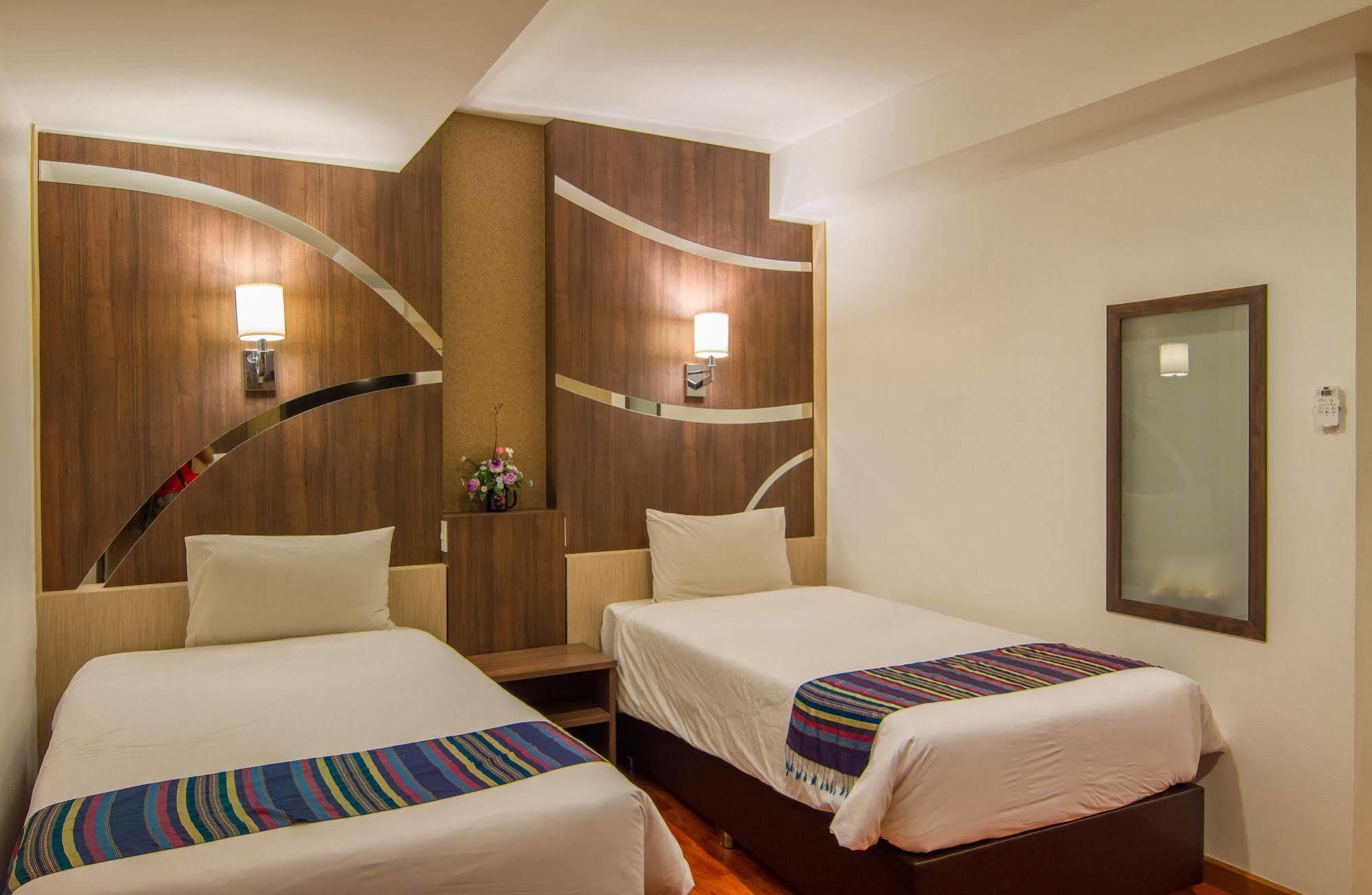 Delio Boutique Hotel Удон-Тхани Экстерьер фото